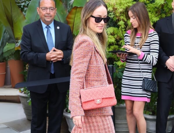 Olivia Wilde Brilha em Look Chanel no Almoço "Through Her Lens" do Tribeca 🎥✨