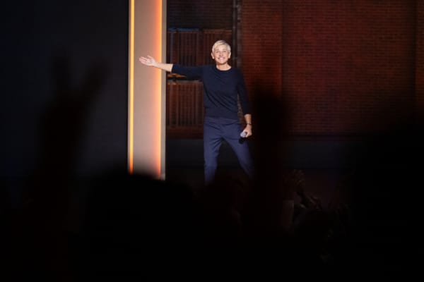 Ellen DeGeneres Volta ao Stand-Up com o Especial da Netflix For Your Approval 🎤✨